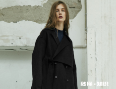 大衣是澳毛的好还是羊绒的好 澳毛大衣和双面羊绒大衣哪个暖和