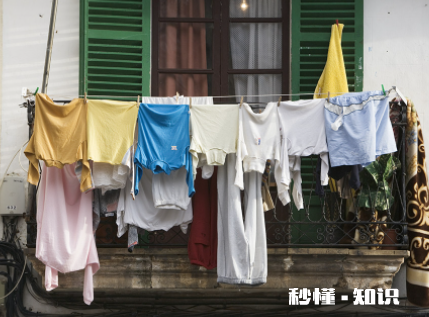 潮湿的衣服捂得有味了怎么办 阴干的衣服为什么很臭