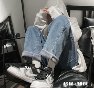 加绒牛仔裤穿着裤腿往上跑是质量不行吗 加绒牛仔裤裤腿总往上跑怎么办