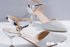 亮片凉鞋怎么清洗 亮片鞋怎么打理