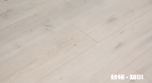 木地板油腻用什么去除 木地板油腻用什么清洗