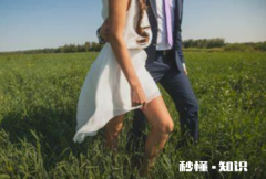 青草汁弄到帆布鞋上怎么办 洗帆布鞋的正确方法