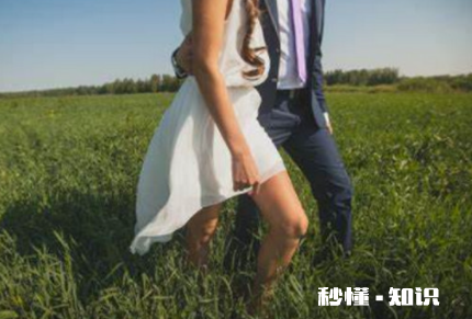 青草汁弄到帆布鞋上怎么办 洗帆布鞋的正确方法