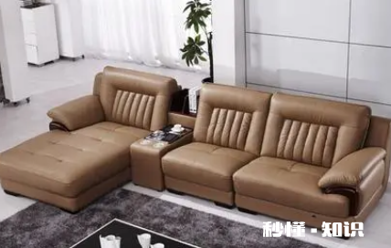 皮沙发怎样清洗用什么工具 皮沙发上的污渍用什么可以洗掉