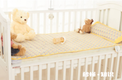 婴儿床买1米还是1米2 婴儿床几岁内的宝宝睡的