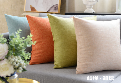 沙发抱枕变形怎样恢复 沙发抱枕里面填充什么材料最好