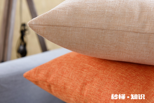 沙发抱枕变形怎样恢复 沙发抱枕里面填充什么材料最好