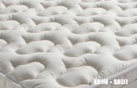 乳胶床垫铺电热毯会不会加速老化 乳胶床垫需要电热毯吗