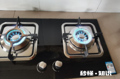 燃气灶跳火是怎么回事 燃气灶跳火打不着火怎么办