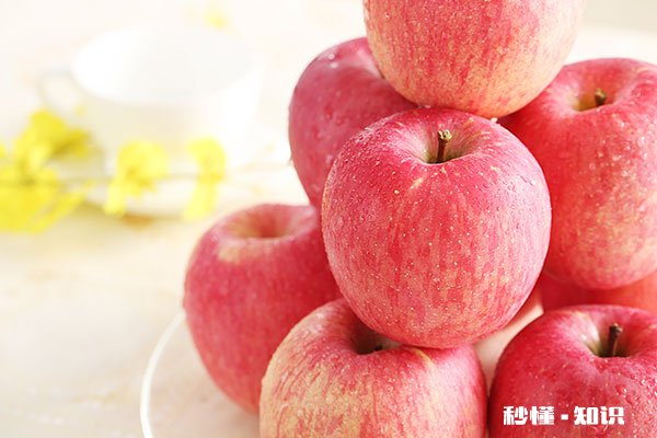 晚上可以吃苹果吗 晚上吃苹果有什么好处