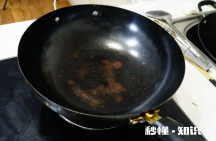 铁锅干烧后生锈了咋办 铁锅为什么一直洗都还有锈