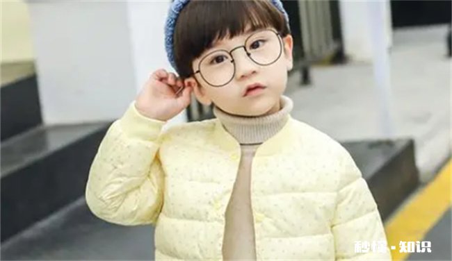 宝宝冬天穿棉衣好还是羽绒服好 婴儿穿棉衣好还是羽绒好