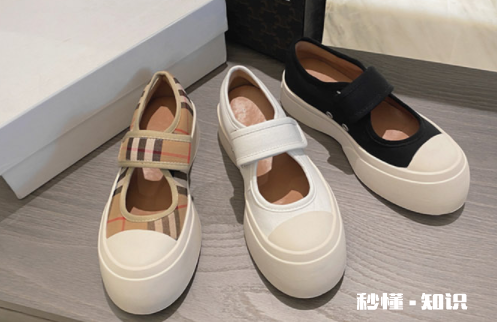 帆布鞋穿着脚后跟有声音是怎么回事 帆布鞋走起来有声音怎么办