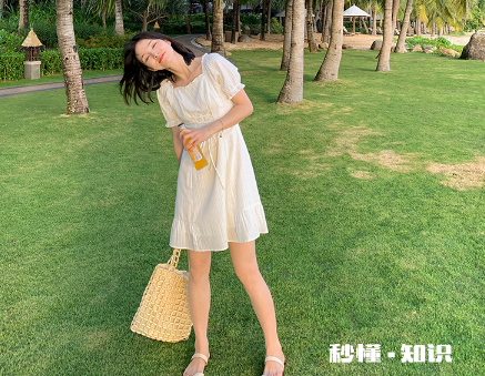 泡泡袖v领显肩宽吗 泡泡袖怎样穿不显得壮