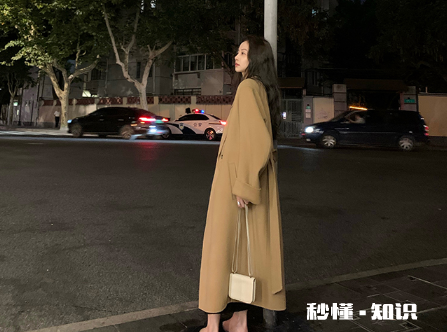 黑色澳毛大衣会不会掉色 黑色澳毛大衣掉色是质量不行吗