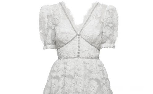 网纱衣服扎人用醋泡有用吗 网纱衣服扎皮肤怎么办