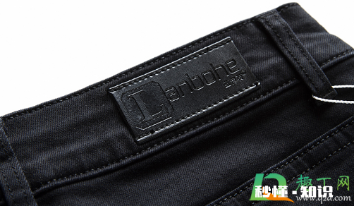 牛仔裤甲醛超标还能穿吗 牛仔裤甲醛气味多久才能去除