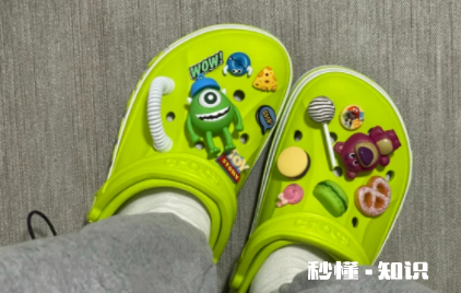 穿洞洞鞋穿袜子合适吗 为什么穿洞洞鞋要穿袜子