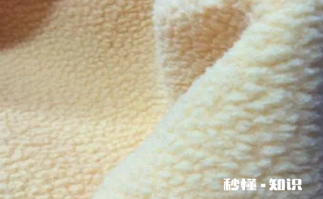 摇粒绒适合什么年龄段穿的 买摇粒绒的衣服注意什么