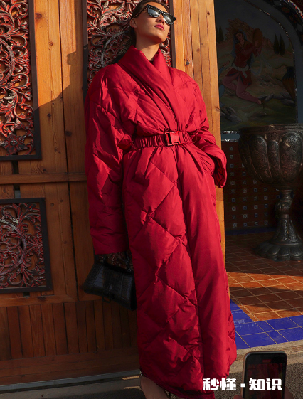 158适合穿长款羽绒服吗 158女生穿多长的羽绒服合适