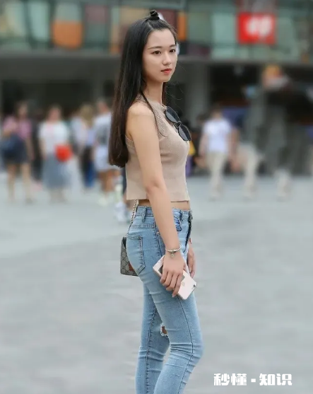 女生有腋毛可以穿无袖T恤吗 有腋毛要穿无袖的衣服怎么办