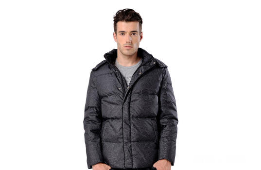 羽绒服鸭绒味道大好还是不好 羽绒服鸭绒味道大正常吗