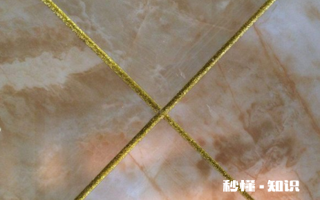 美缝剂干在衣服上怎么洗掉 美缝剂干了用什么能洗掉