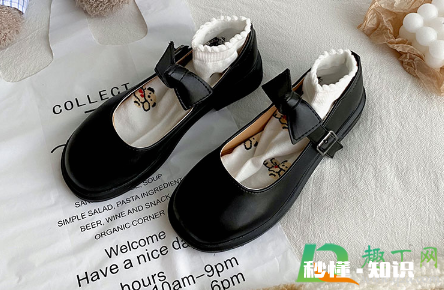 jk可以搭玛丽珍鞋吗 jk服一定要配jk鞋吗