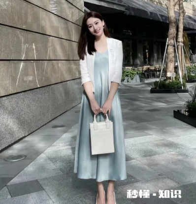 吊带连衣裙怎么搭配 吊带连衣裙夏季搭配推荐图片