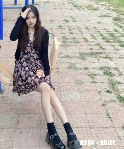 吊带连衣裙怎么搭配 吊带连衣裙夏季搭配推荐图片