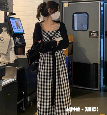 吊带连衣裙怎么搭配 吊带连衣裙夏季搭配推荐图片