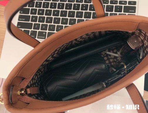 mcm菜篮子包内衬什么样子 mcm菜篮子内衬是格子的是绒的