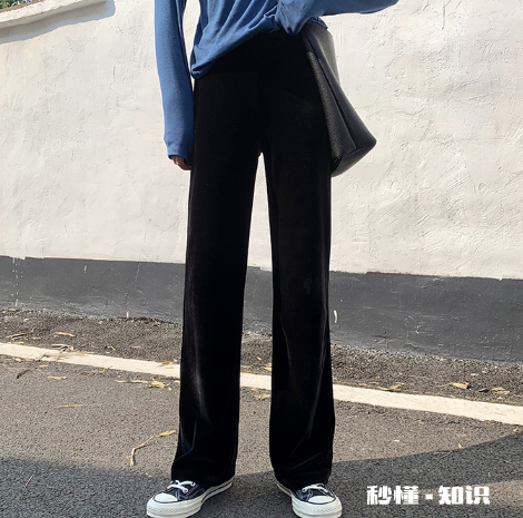 黑色灯芯绒容易吸灰吗 黑色灯芯绒粘毛怎么办