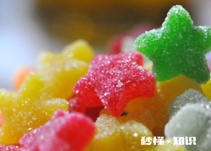 糖块粘在衣服上怎么办 衣服上有糖稀怎么洗掉