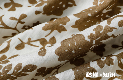 衣服皱皱的洗了会变得更皱吗 为什么洗出来的衣服都是皱的