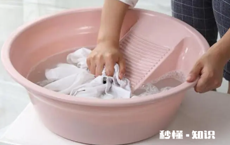 为什么T恤洗完还有汗味 洗过的T恤有很重的汗味怎么办