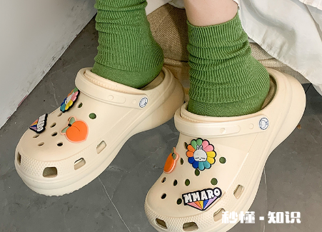 洞洞鞋当拖鞋穿舒服吗 洞洞鞋是拖鞋还是凉鞋