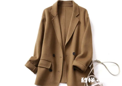 羊毛大衣皱了怎么弄 羊毛大衣容易皱是质量不好吗