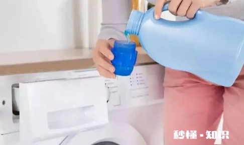 洗衣机晚上洗的衣服可以第二天晾么 晚上洗的衣服第二天晾要重新洗吗