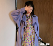 风衣什么颜色好看不过时 女士风衣买什么颜色好