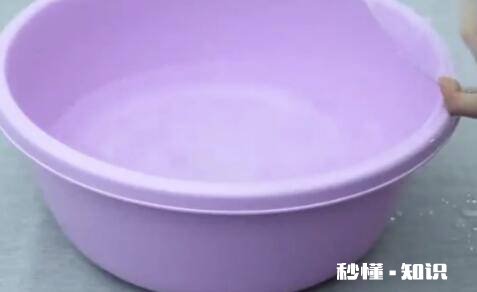 獭兔毛内胆比羽绒服暖和吗 獭兔毛怎么自己在家洗