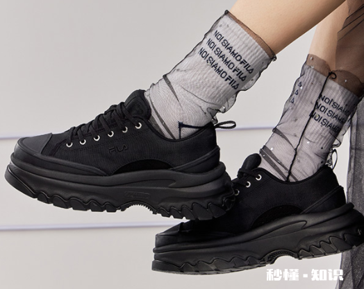 不是白色的帆布鞋需要用白纸包吗 晒帆布鞋是不是必须包白纸