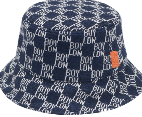 男生戴渔夫帽会被笑吗 戴眼镜的男生戴渔夫帽好看吗