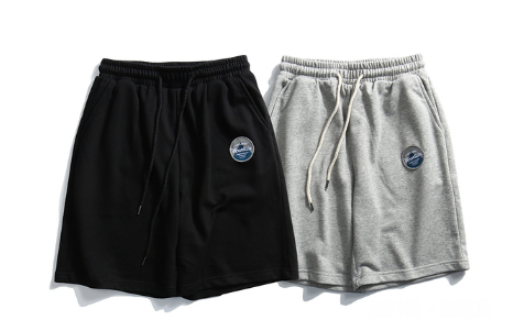 防晒霜弄到黑色裤子上怎么洗 怎么清洗防晒霜染黄的衣领