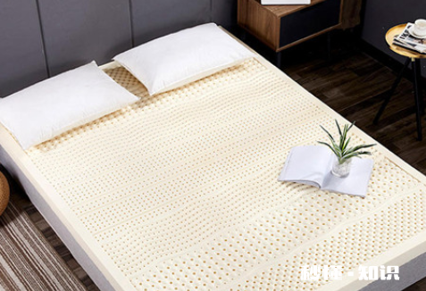 乳胶床垫卷起来会变形吗 乳胶床垫打包太久弹不回来怎么办