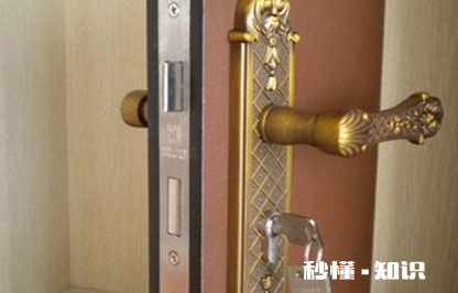 被胶水堵锁眼了怎么办 锁眼堵住里面能出来吗