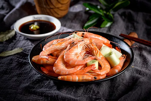 虾和芒果可以一起吃吗 虾不能和什么食物一起吃