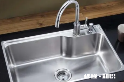 不锈钢水槽漏水口缝隙用什么胶粘 水槽边漏水用什么方法可以修补