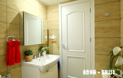 卫生间的门一般是多高多宽 卫生间的门向左开还是右开好