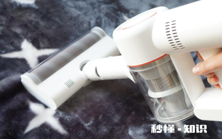 吸尘器漏水是怎么回事 吸尘器有水可以吸吗